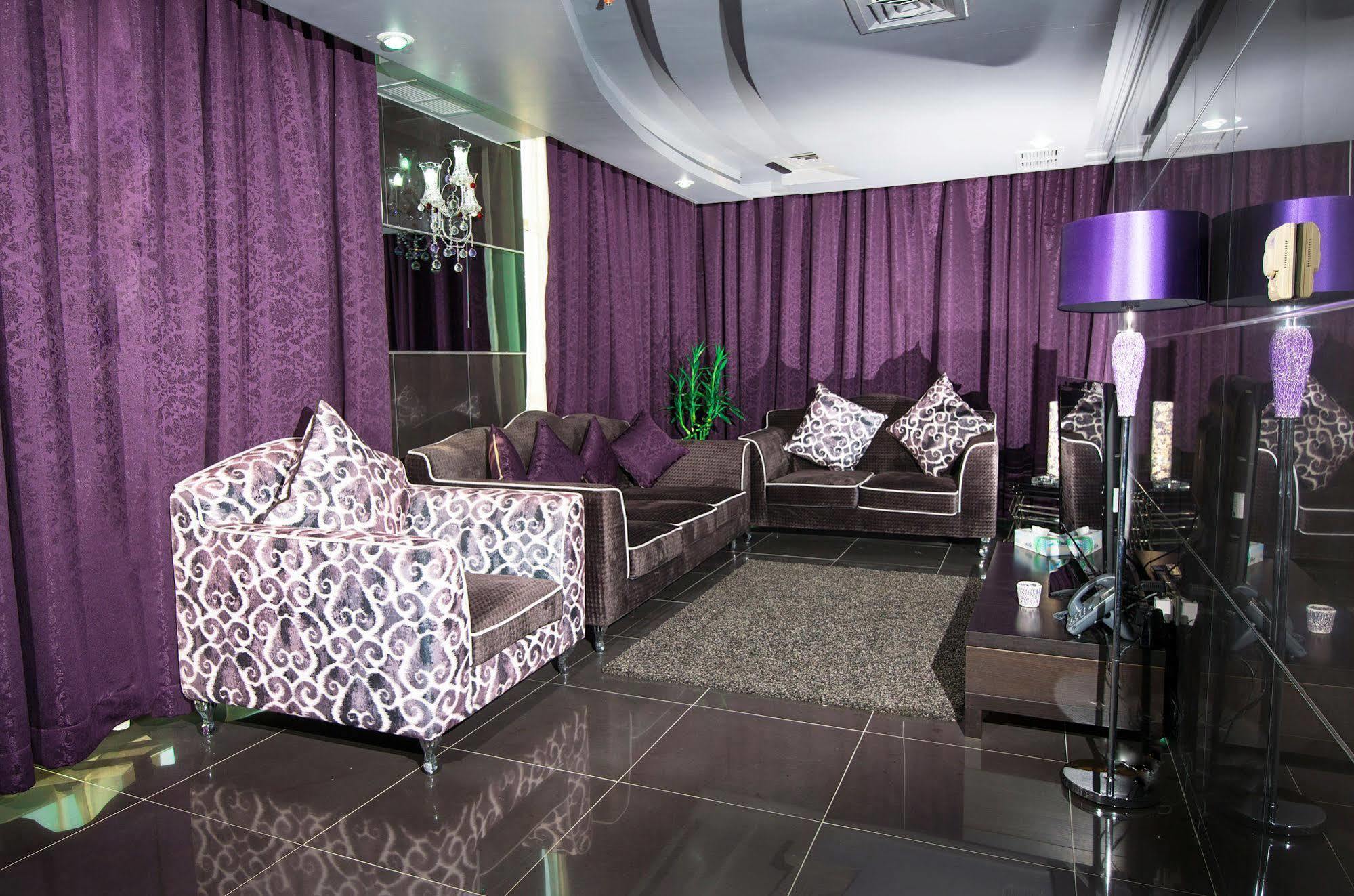 Bravo Royal Hotel Suites Кувейт Екстериор снимка